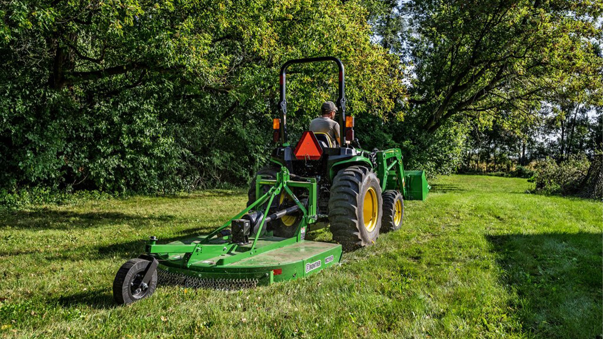 3032E-CUT,-Frontier-RC2048-Rotary-Cutter,-300E-loader,-bucket_77458-web