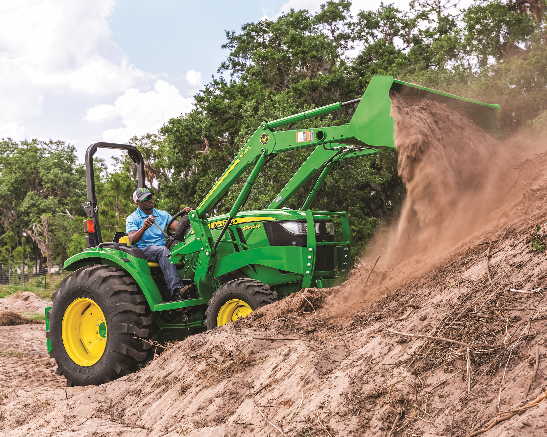 4044M Compact Tractor_69358