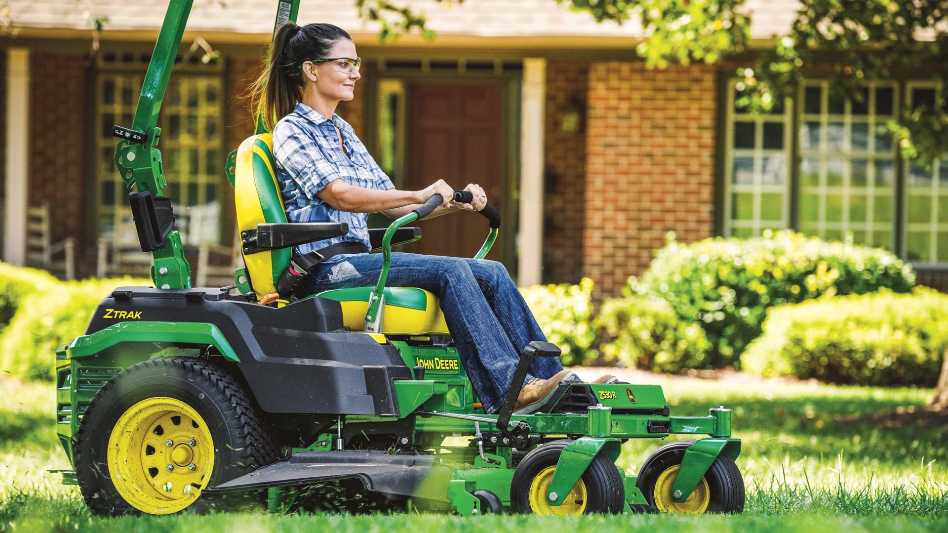 Deere-Z530R-Mower-at-Koenig