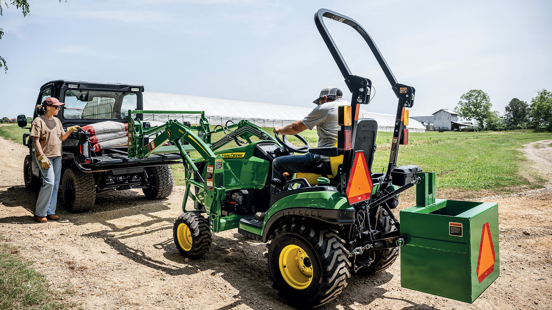 John Deere 1 Series Compact Utility Tractor