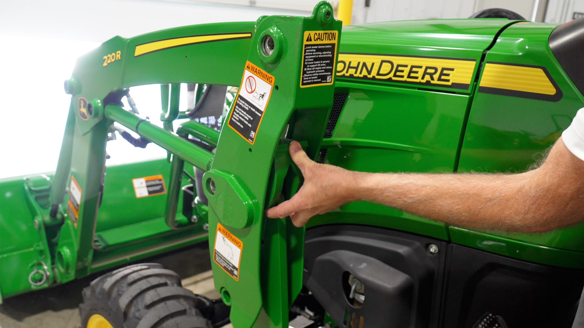 John-Deere-2038-Front-Loader-Koenig-Equipment-How-to