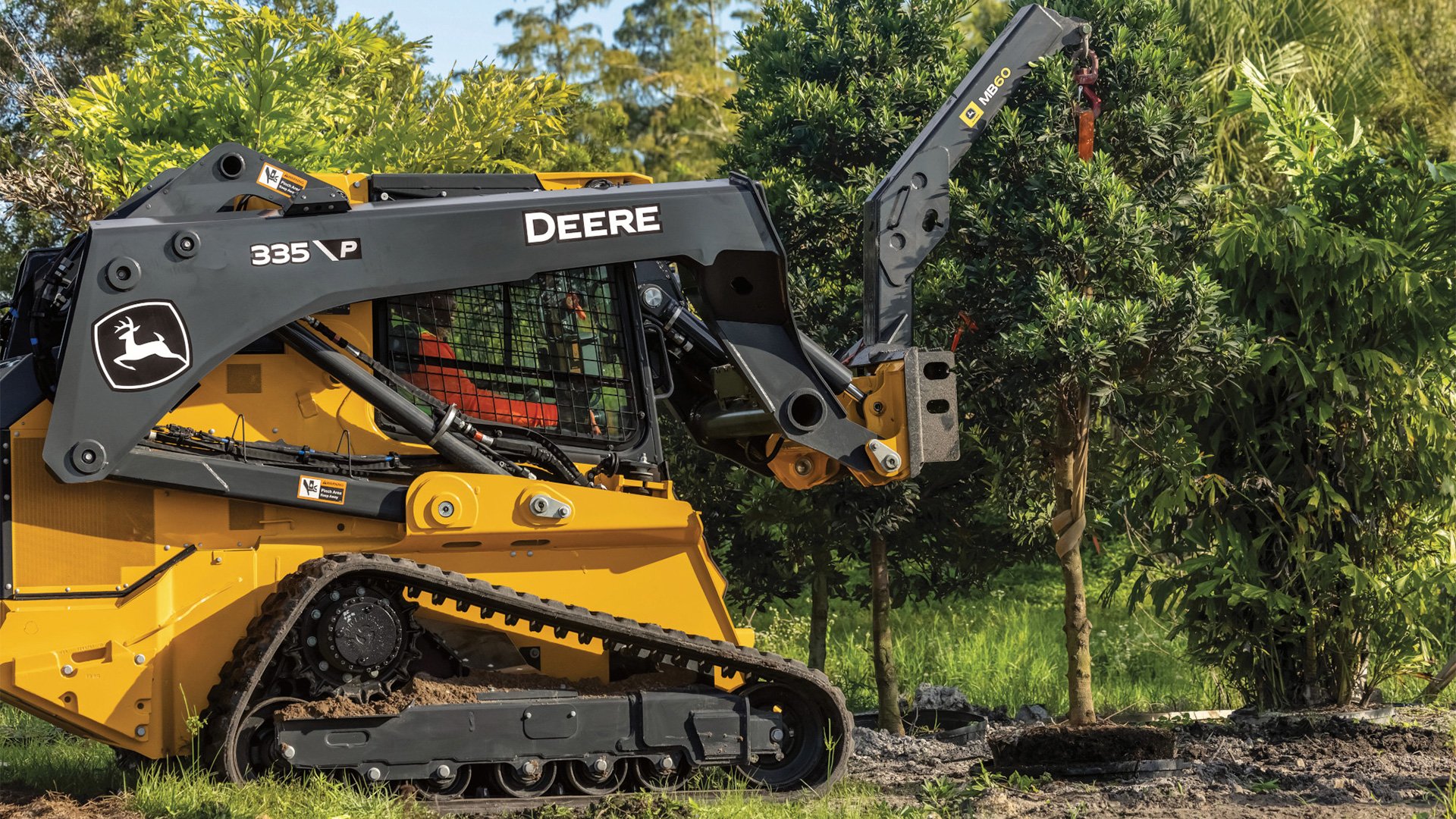 John-Deere-Skid-Steer-with-Operations-Center-from-John-Deere