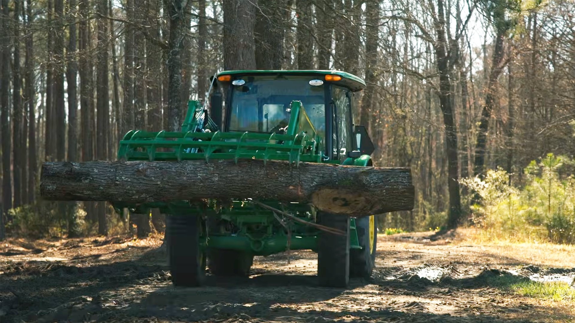 John-Deere-eHydro-Tractor-New-at-Koenig