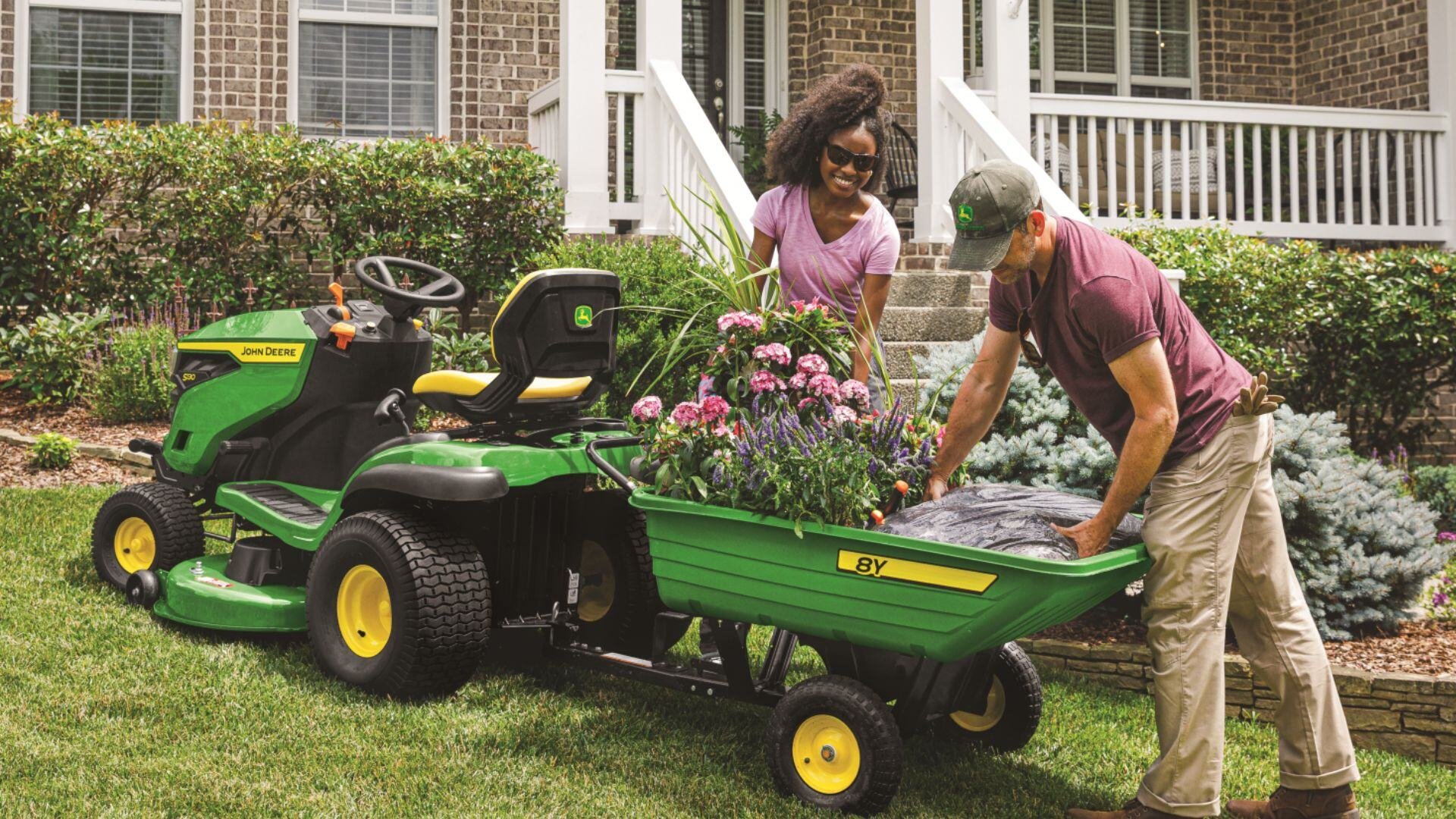 John Deere Lawn Tractor