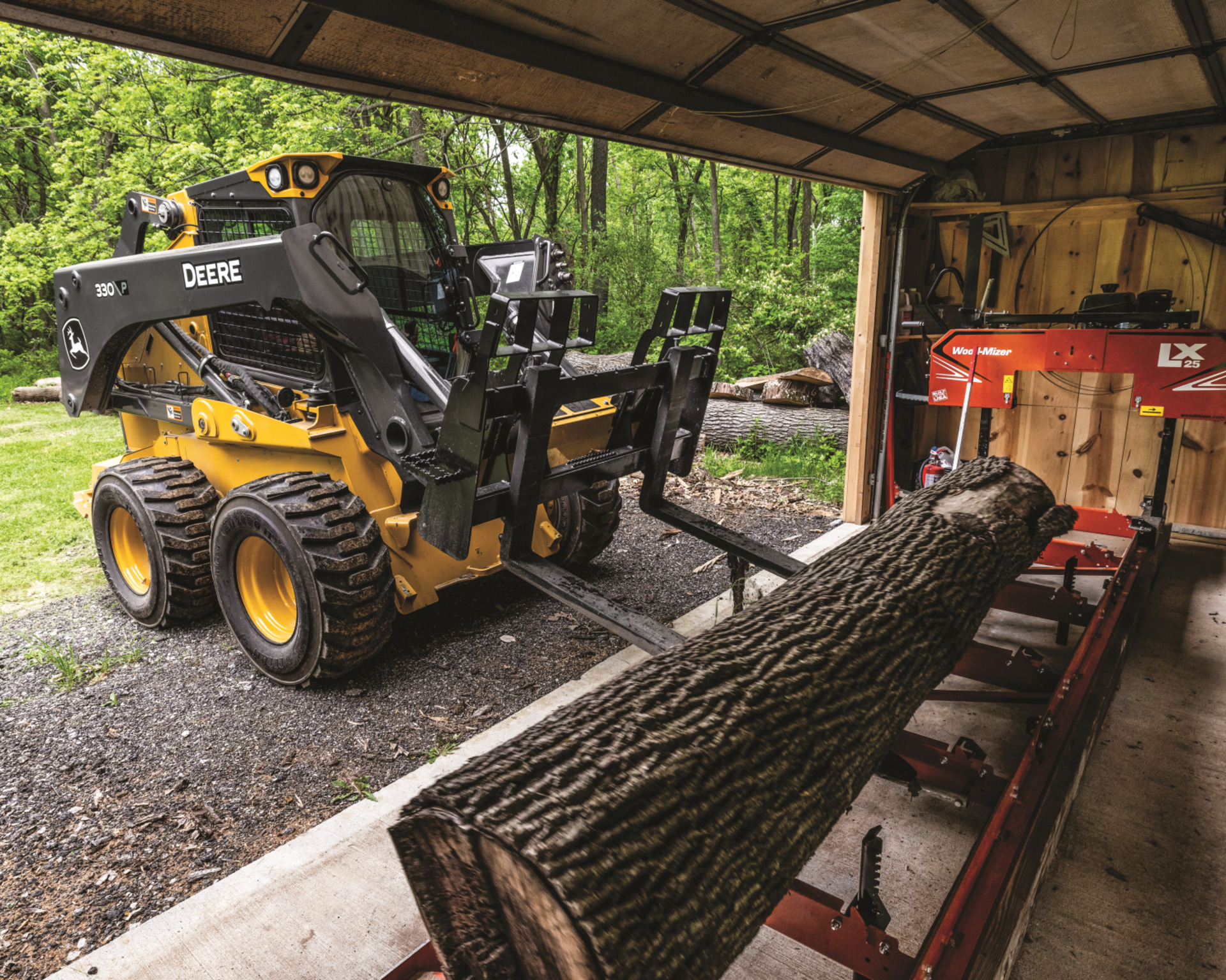 John Deere 330P