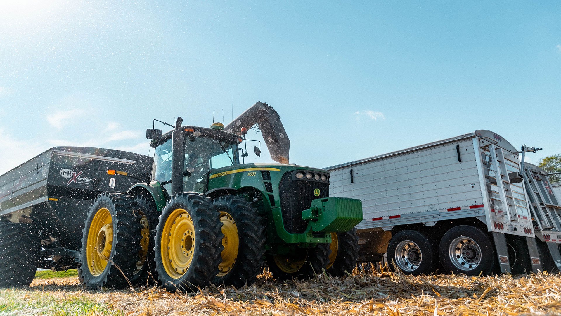 JD-8530-JM-Grain-Cart
