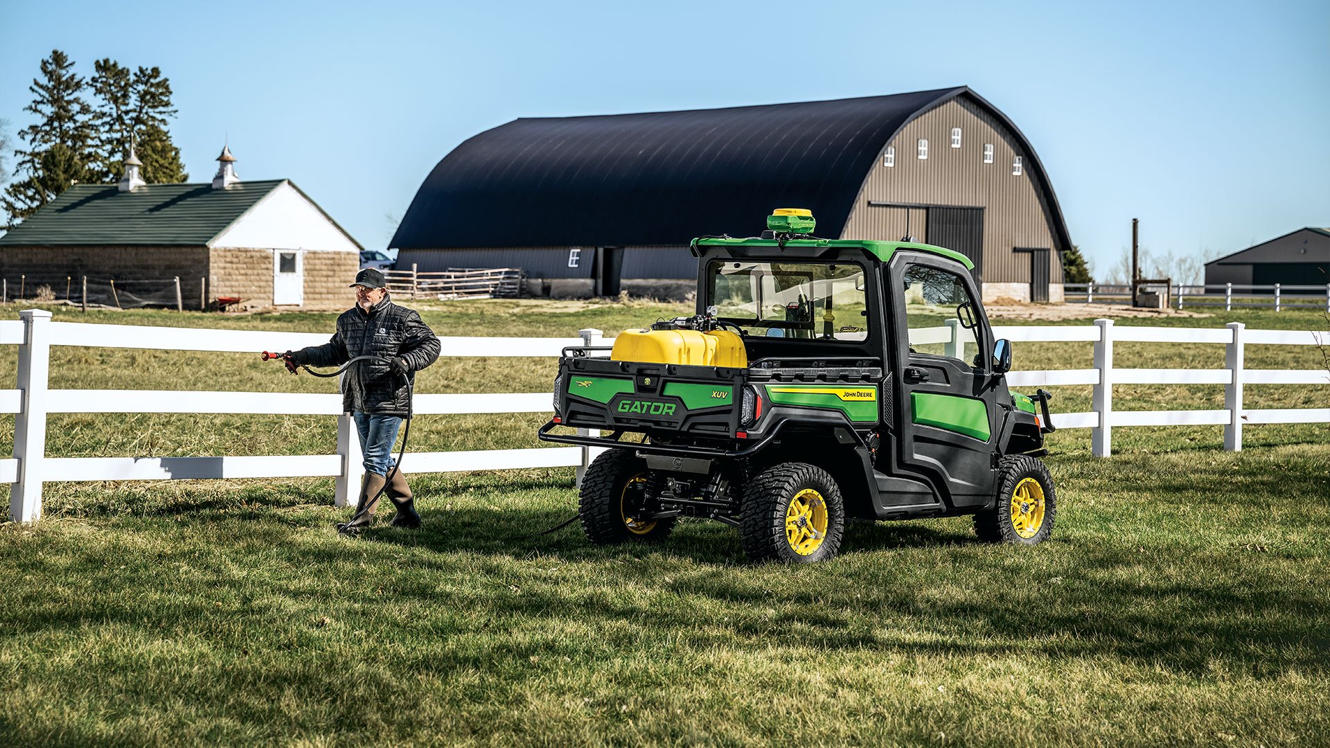 Gator-Spraying-Fall-Spring