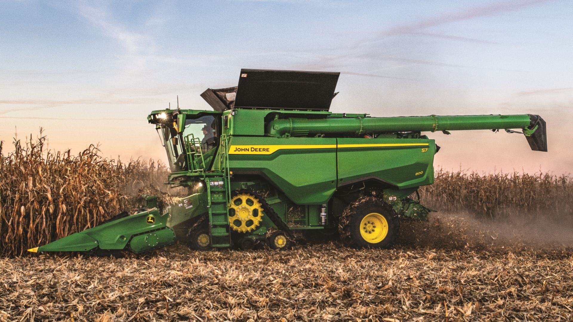 S7 800 Tracked Combine