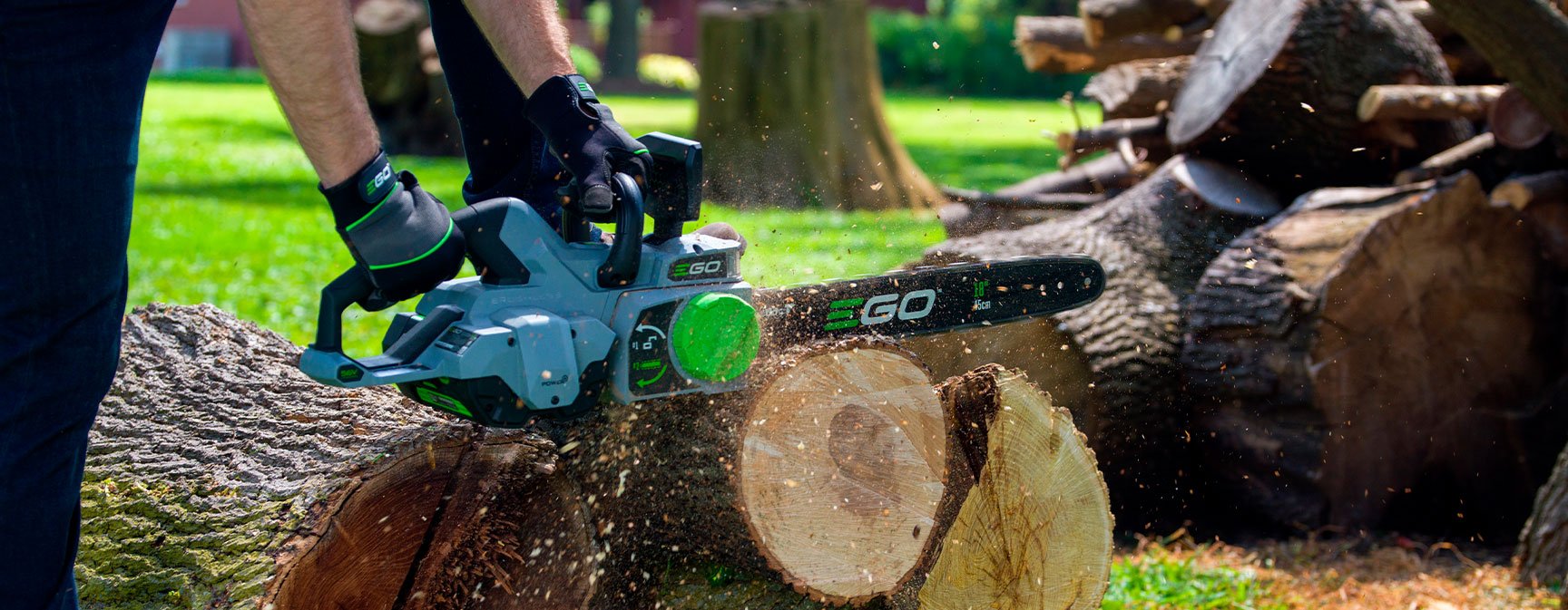 STD_CS1804_EGO_CHAINSAW_19-1114_ACTION_APPLICATION_02-web