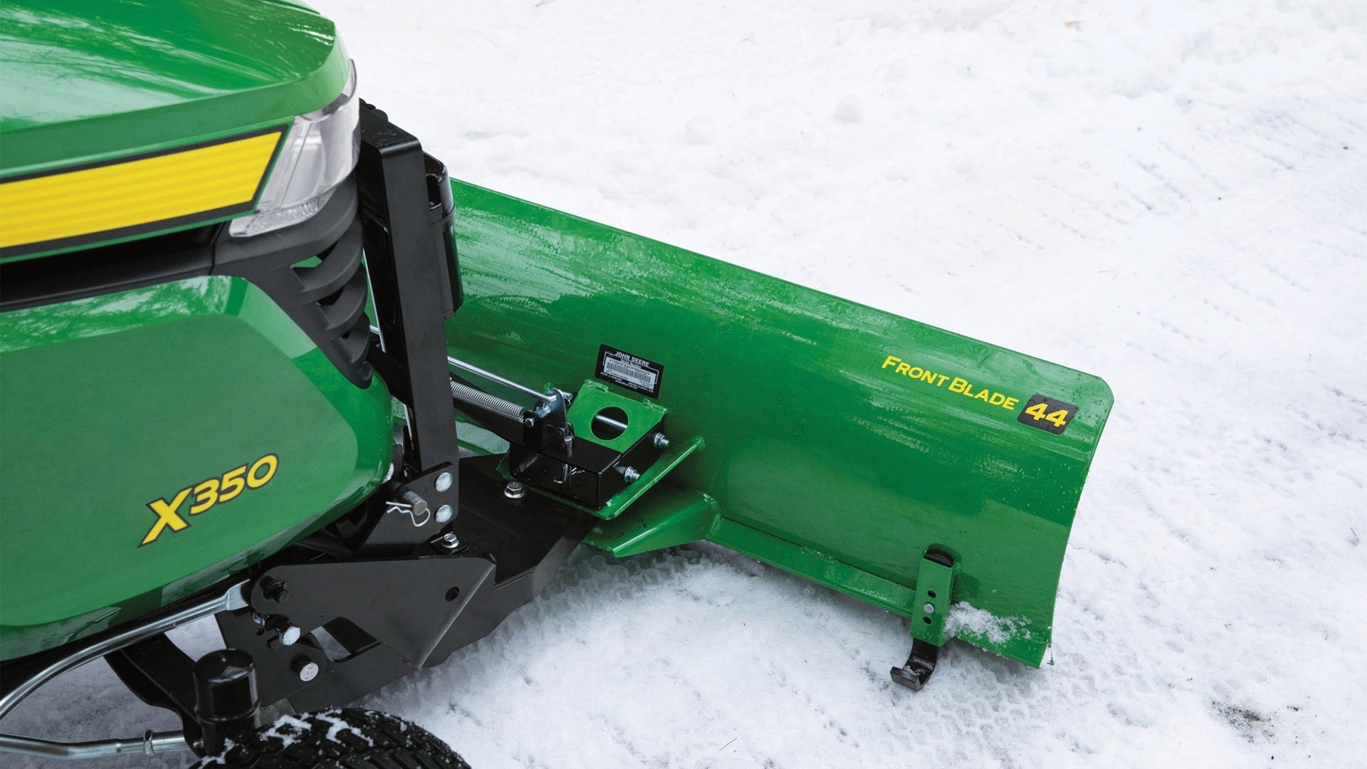 Snow-blade-for-X350-Deere-mower-Koenig