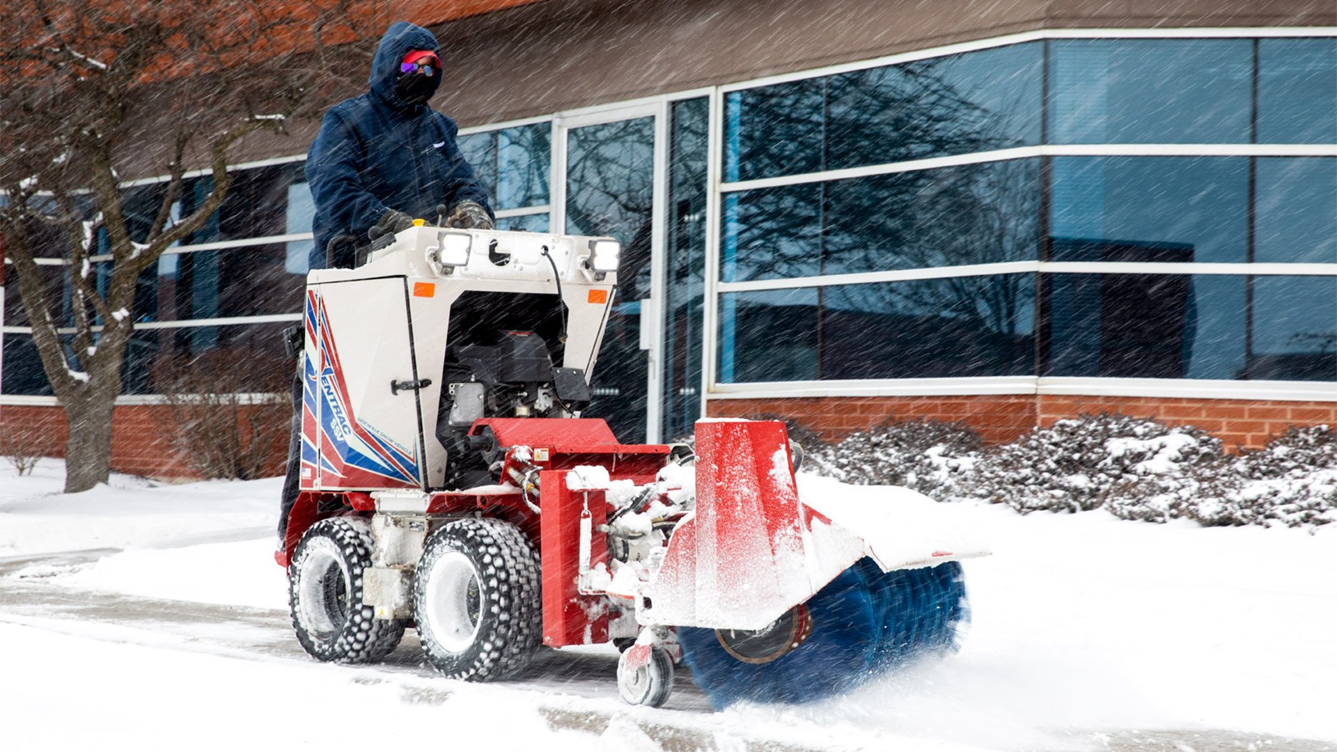 Ventrac-Power-Broom-at-Koenig