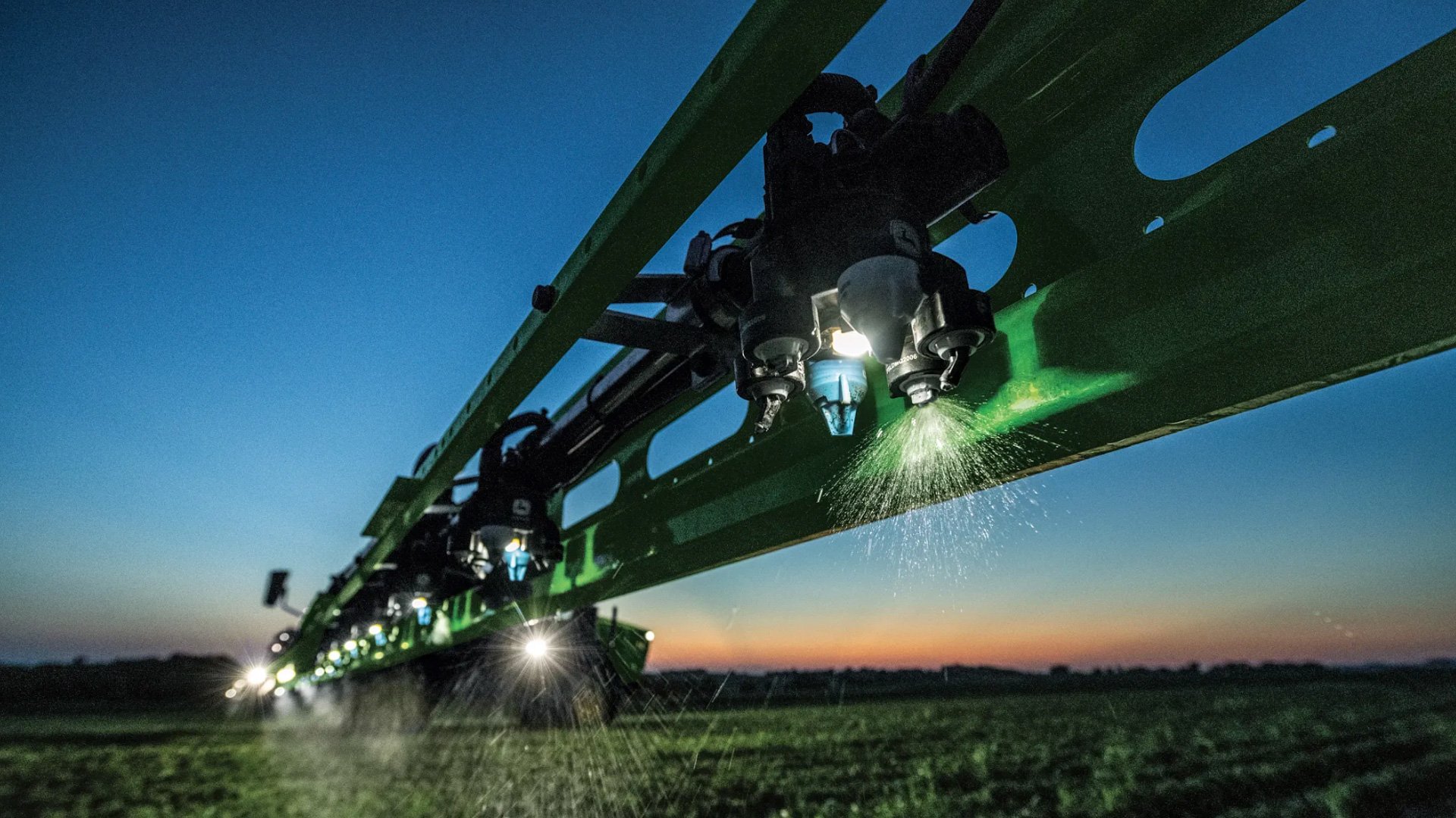 Raven Farms: Running More Acres on a “Skeleton Crew” With John Deere Operations Center